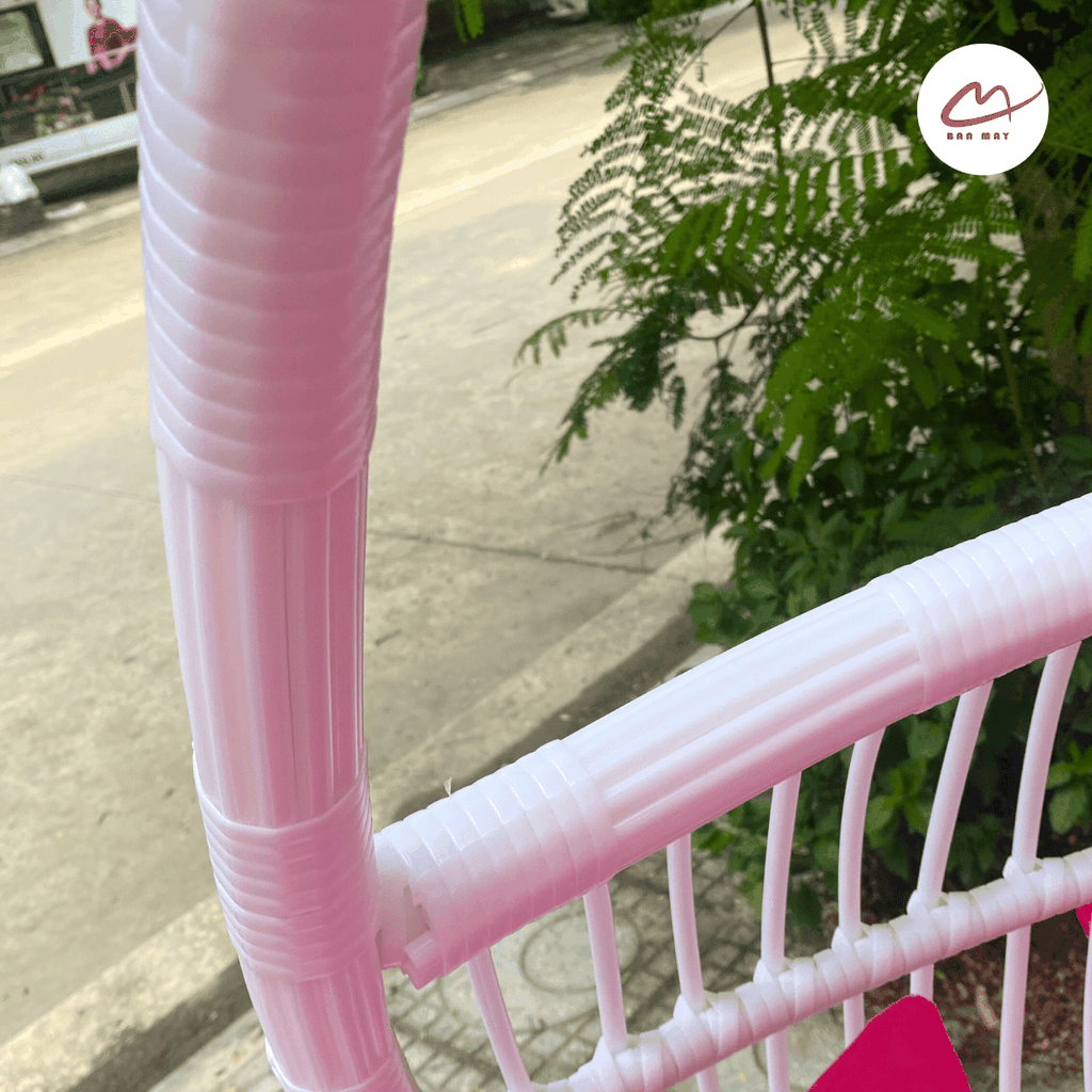 Xích Đu Sân Vườn Lúc Lắc Khổng Lồ – Mẫu Flagship Của Xưởng Bản Mây