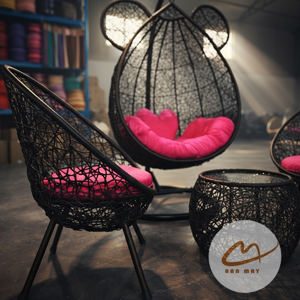 Bộ Bàn Ghế Xích Đu Tai Gấu Cao Cấp, Thiết Kế Độc Đáo Cho Sân Vườn
