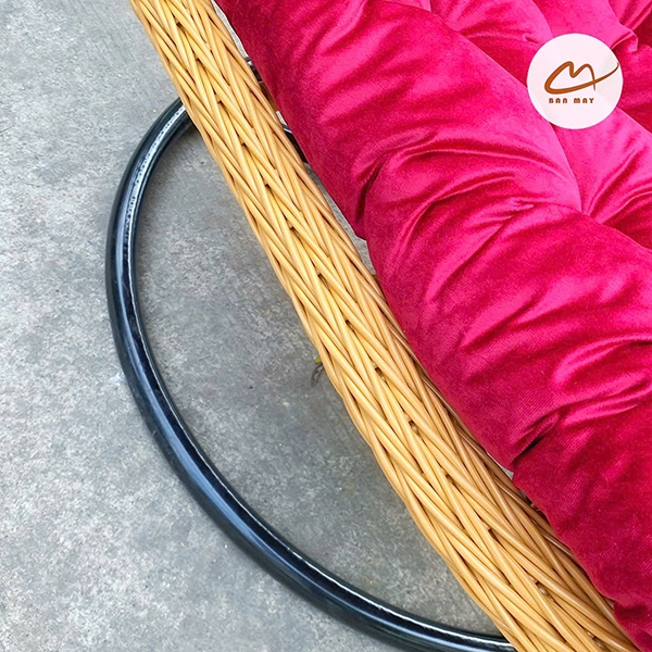 Ghế Xích Đu Mây Nhựa Bản Mây - Lồng Vàng Vảy Rồng, Đệm Đỏ Mận Sạch Sẽ