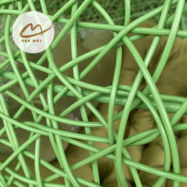 Xích Đu Mây Nhựa Tai Gấu Bản Lớn – Thiết Kế Nhận Diện Cho Không Gian Hiện Đại