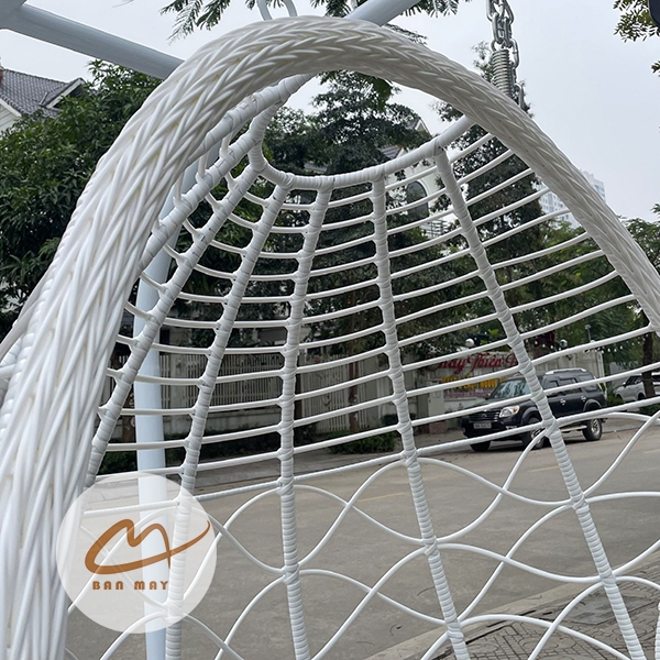 Xích Đu Sân Vườn Kén Tròn – Thiết Kế Tổ Chim Cỡ Lớn Cho Không Gian Mở