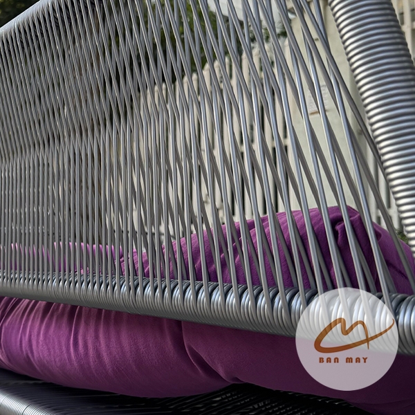 Xích Đu Ngoài Trời Cánh Én – Thiết Kế Khung A Ổn Định Cho Không Gian Sân Vườn