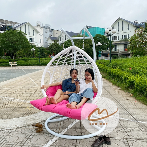 Xích Đu Giường Kén Tròn Kê Chân – Phiên Bản Nâng Cấp Cho Trải Nghiệm Xích Đu Thư Giãn Toàn Diện