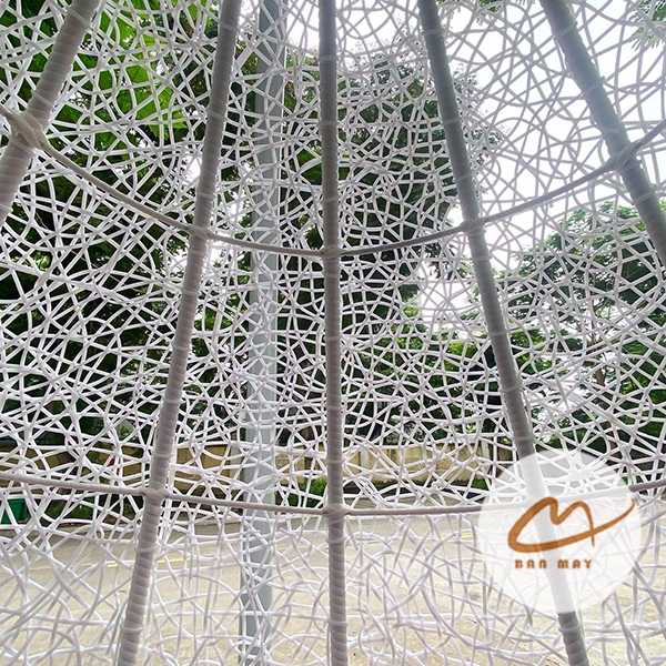 Xích Đu Trứng Đan Rối Dài – Điểm Nhấn Nghỉ Dưỡng Cho Không Gian Xích Đu Sân Vườn