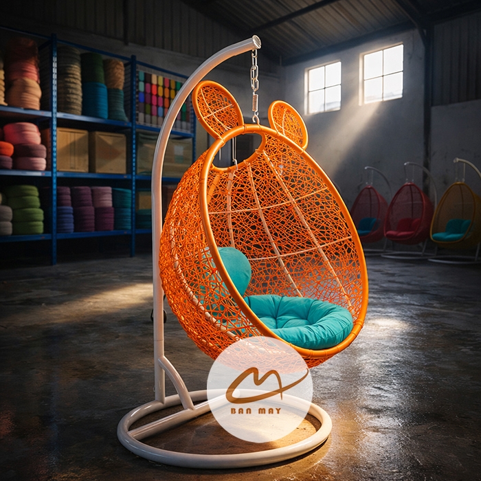 Xích Đu Ngoài Trời Tai Gấu Tròn – Thiết Kế Tổ Kén Thư Giãn Cho Không Gian Sân Vườn