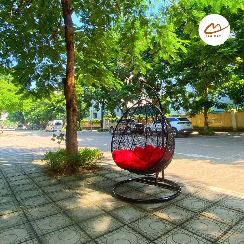 Xích đu đôi đan rối lồng đen đệm đỏ