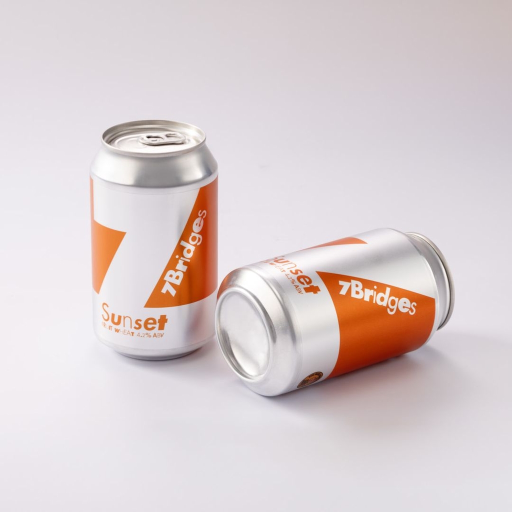 Bia thủ công 7 Bridges Sunset Tangerine Wheat 330ml hương vị cam quýt tươi mát cùng hương hoa cỏ và gia vị