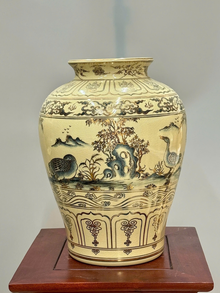 Bình Thiên Nga Cao 33cm Gốm Chu Đậu Vẽ Vàng