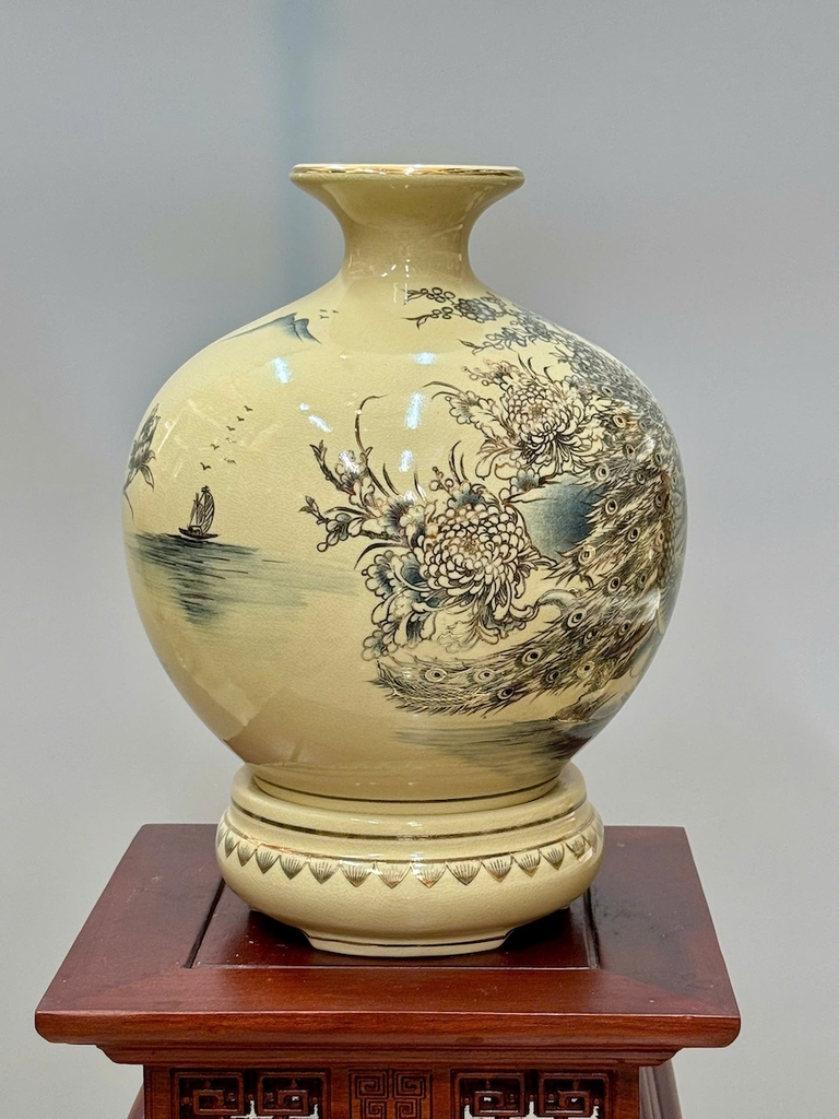 Bình Hút Lộc Công Đào Cao 36cm Gốm Chu Đậu Vẽ Vàng