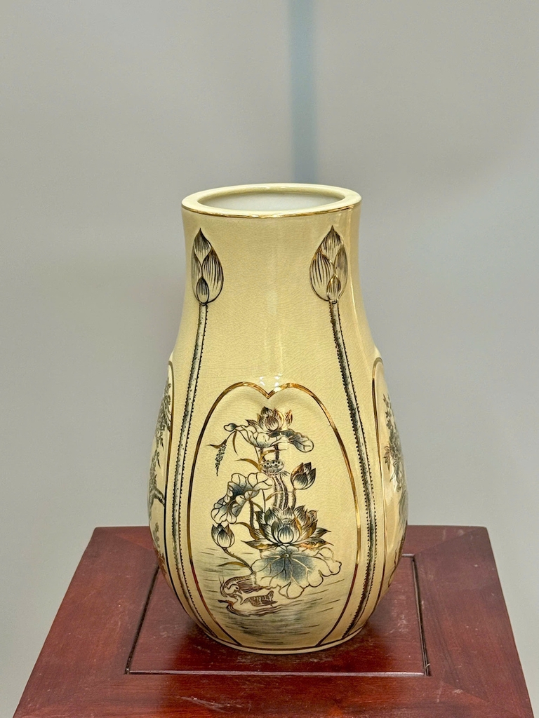 Bình Hoa Búp Sen Tứ Cảnh Cao 28cm Gốm Chu Đậu Vẽ Vàng
