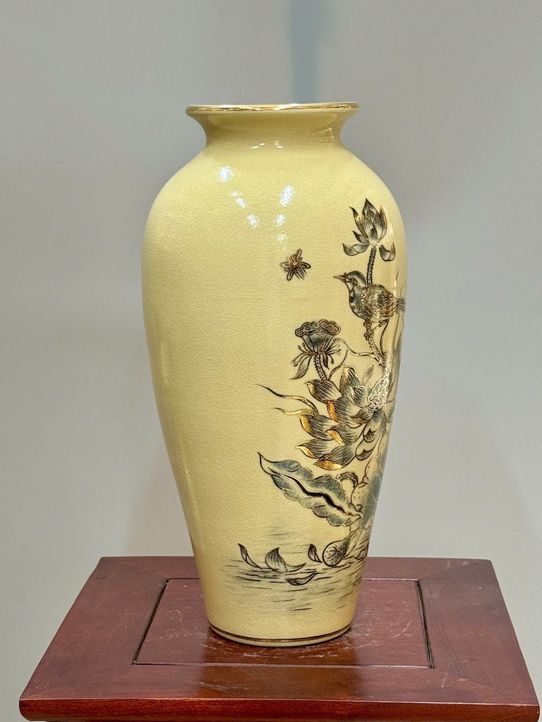 Bình Như Ý Hoa Sen Cao 35cm Gốm Chu Đậu Vẽ Vàng