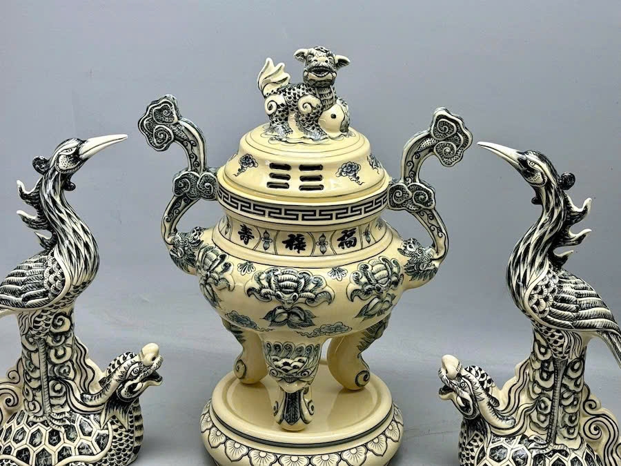 Bộ Đỉnh Hạc men rạn truyền thống