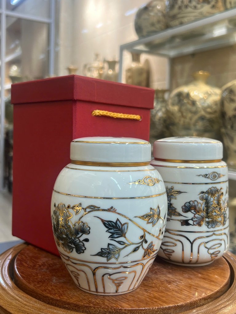 Hộp đựng trà H13 hoạ tiết hoa dây vẽ vàng 24k