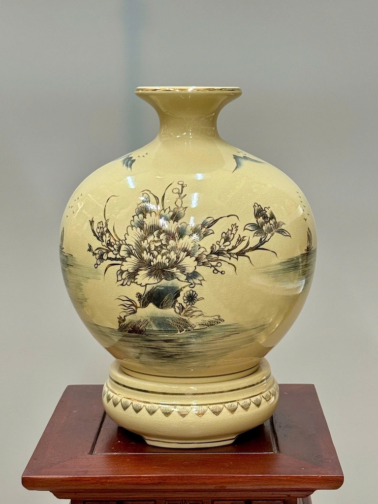 Bình Hút Lộc Công Đào Cao 36cm Gốm Chu Đậu Vẽ Vàng