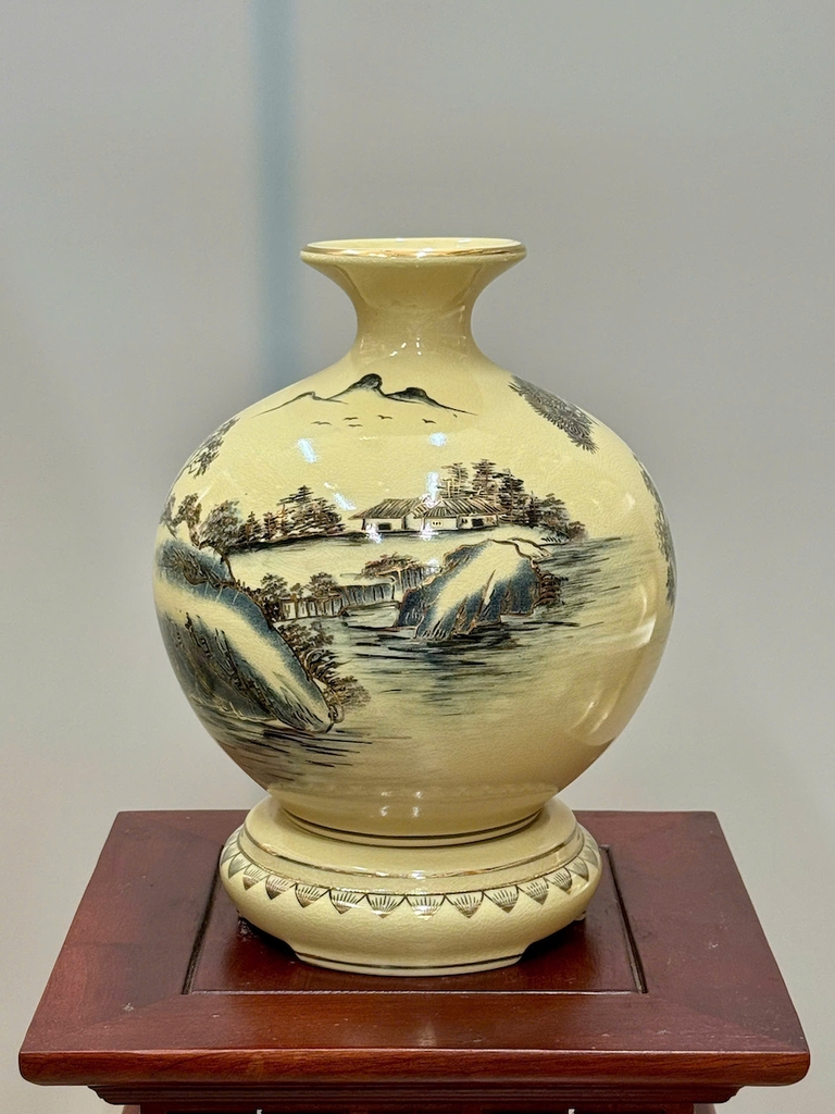 Bình Hút Lộc Sơn Thuỷ Hữu Tình Cao 29cm Gốm Chu Đậu Vẽ Vàng