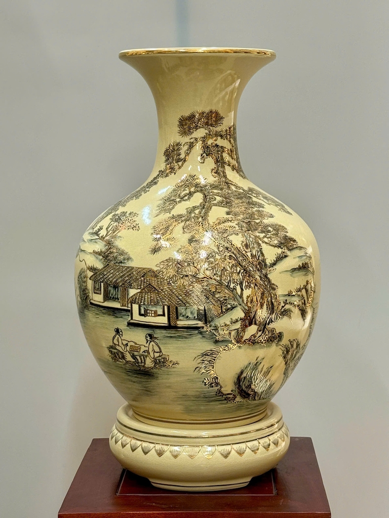 Bình Phú Quý Hoạ Tiết Sơn Thuỷ Hữu Tình Cao 52cm Gốm Vẽ Vàng