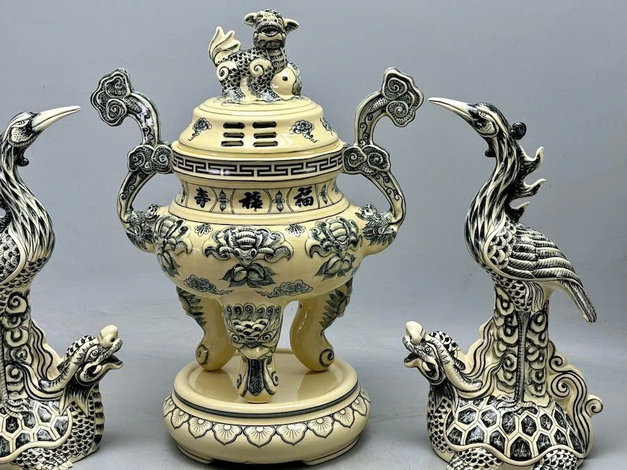 Bộ Đỉnh Hạc men rạn truyền thống