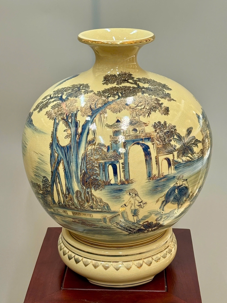 Bình Hút Lộc Đồng Quê Cao 42cm Gốm Chu Đậu Vẽ Vàng