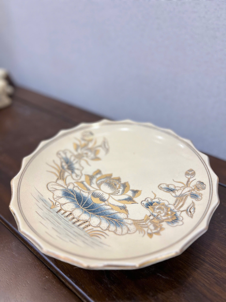 Mâm Bồng Hoạ Tiết Hoa Sen F23 Vẽ Vàng 24K
