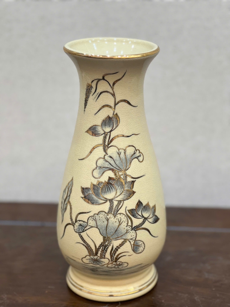 Bình Cắm Hoa Hoạ Tiết Hoa Sen H27 Vẽ Vàng 24K