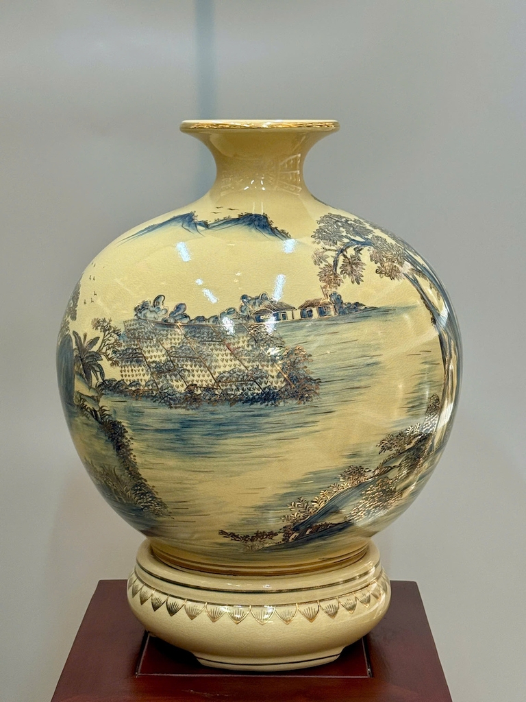 Bình Hút Lộc Đồng Quê Cao 42cm Gốm Chu Đậu Vẽ Vàng