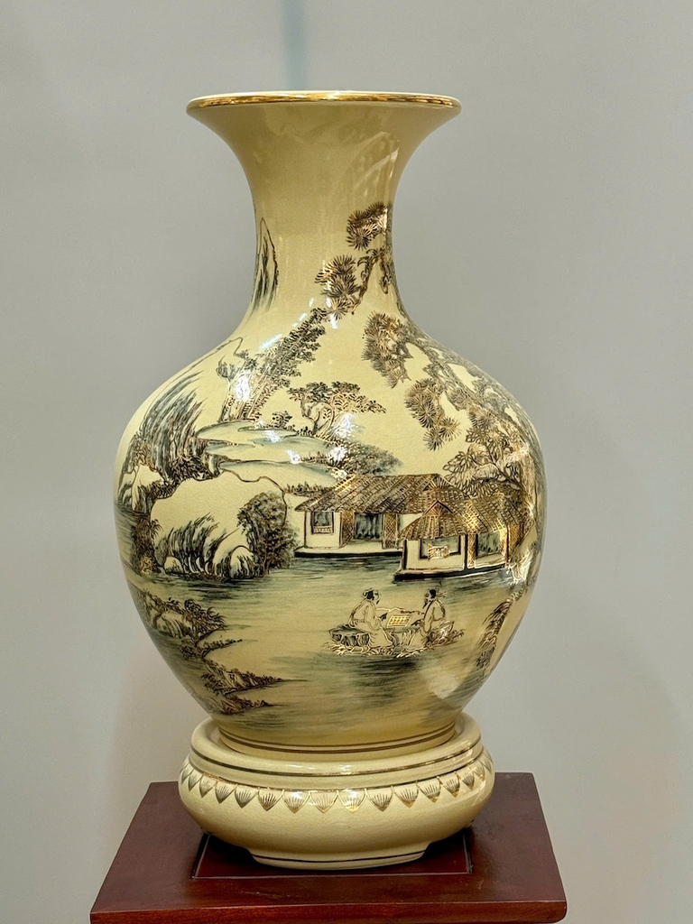 Bình Phú Quý Hoạ Tiết Sơn Thuỷ Hữu Tình Cao 52cm Gốm Vẽ Vàng