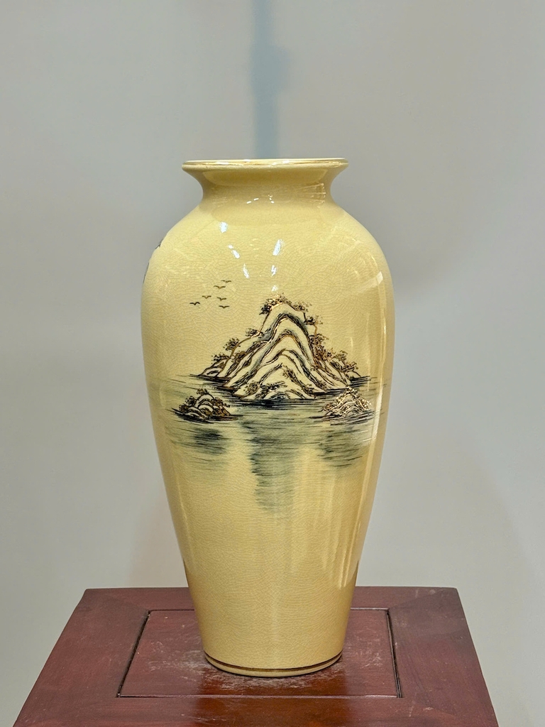 Bình Như Ý Hoạ Tiết Chim Hoa Lựu Cao 35cm Gốm Vẽ Vàng