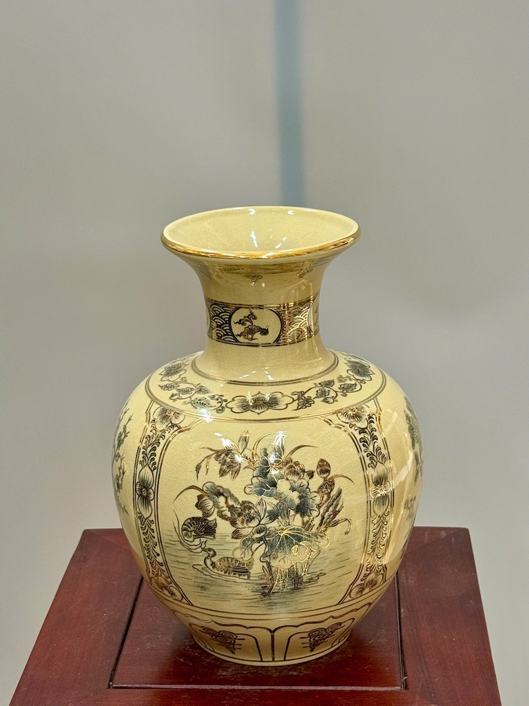 Bình Bảo Châu Tứ Cảnh Cao 28cm Gốm Chu Đậu Vẽ Vàng