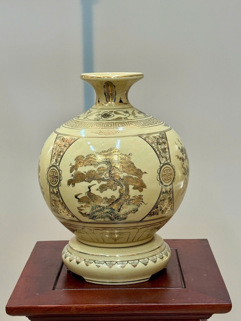 Bình Hút Lộc Tứ Cảnh Chữ Thọ Cao 29cm Gốm Chu Đậu Vẽ Vàng