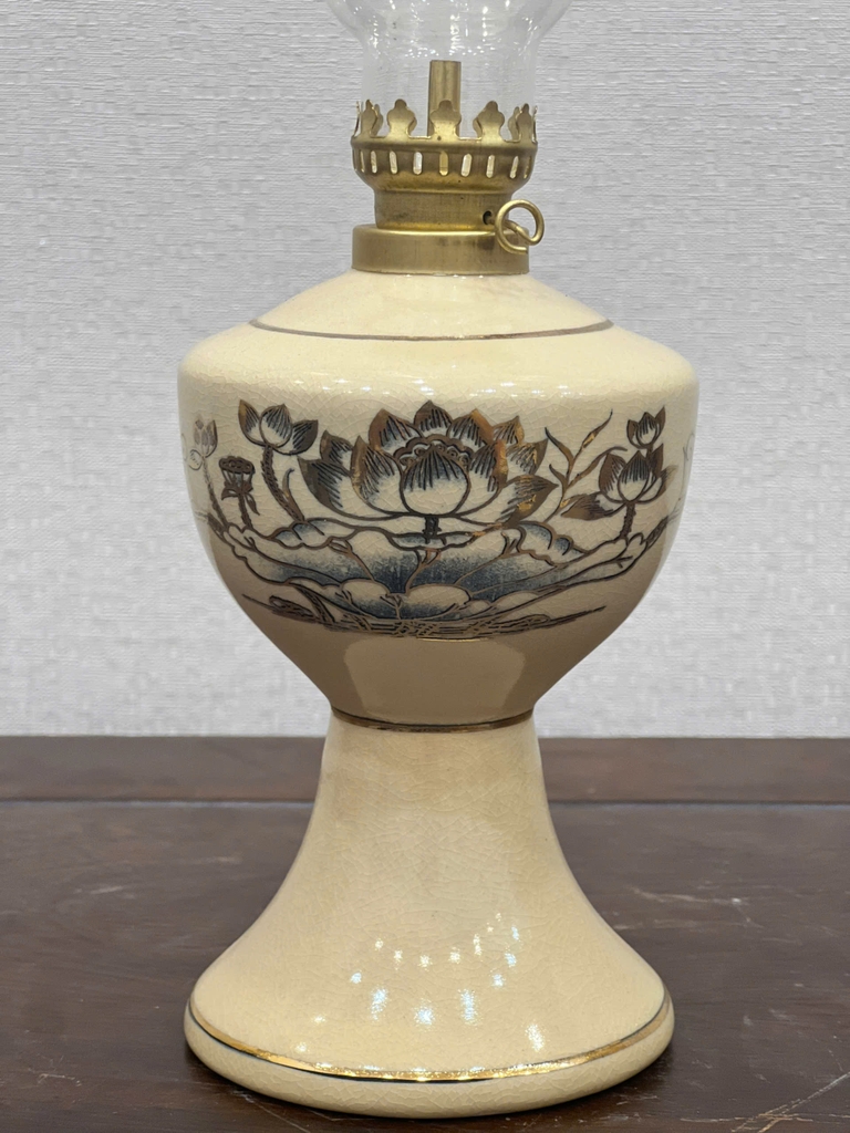 Đèn Dầu Hoạ Tiết Hoa Sen H16 Vẽ Vàng 24K