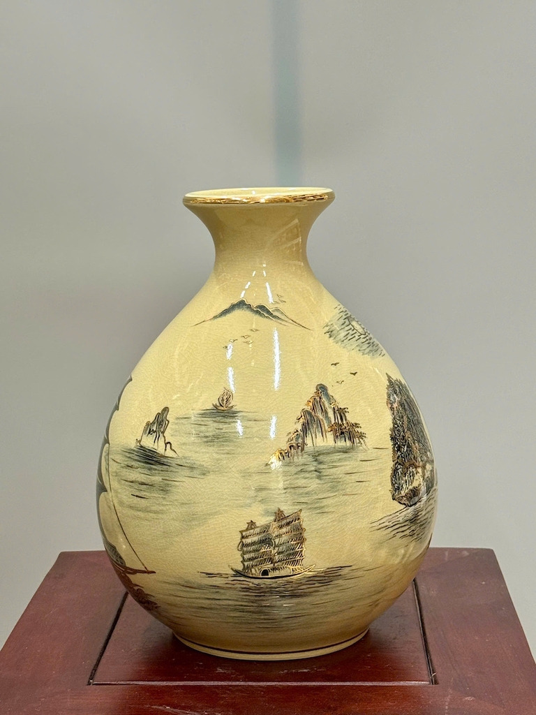 Bình Bảo Ngọc Thuận Buồm Cao 28cm Gốm Chu Đậu Vẽ Vàng