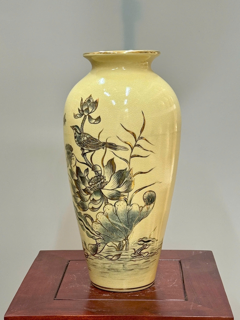 Bình Như Ý Hoa Sen Cao 35cm Gốm Chu Đậu Vẽ Vàng