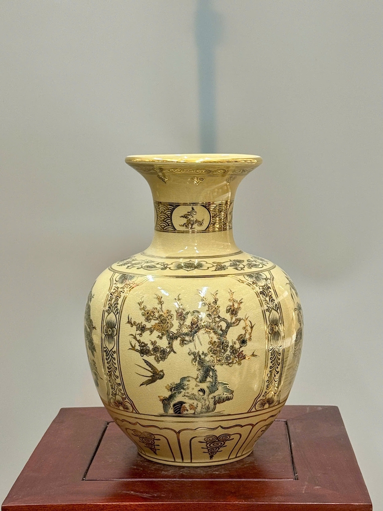 Bình Bảo Châu Tứ Cảnh Cao 28cm Gốm Chu Đậu Vẽ Vàng