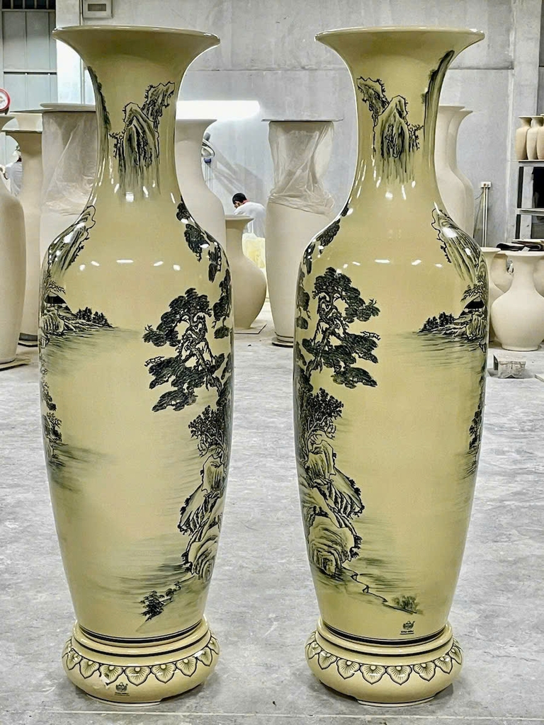 Lục Bình Sơn Thuỷ Hữu Tình cao 1m55 ngang 40cm(cả đế) truyền thống