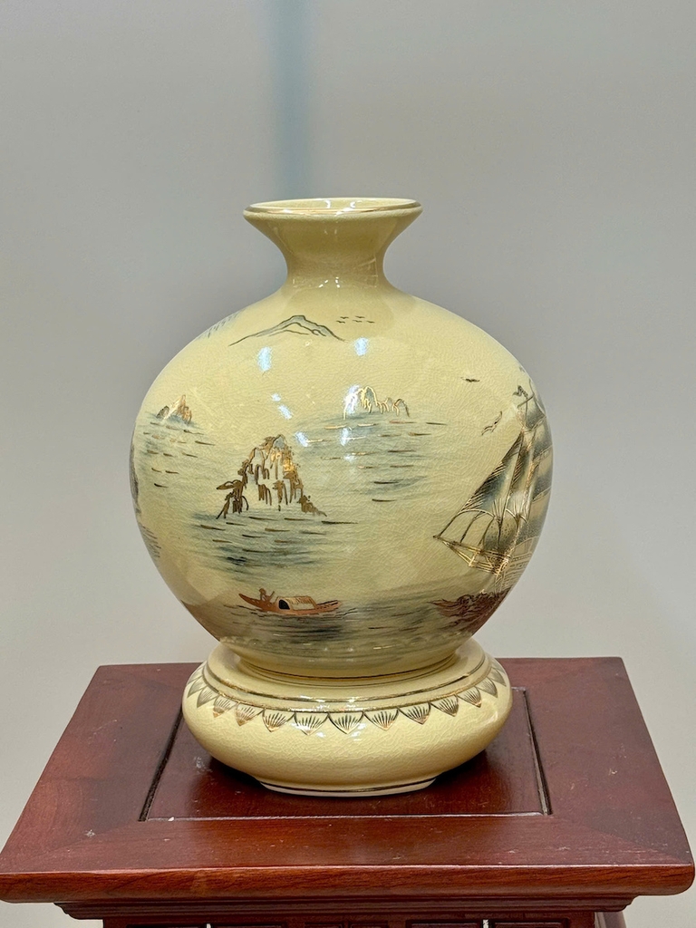 Bình Hút Lộc Thuận Buồm Xuôi Gió Cao 27cm Gốm Chu Đậu Vẽ Vàng