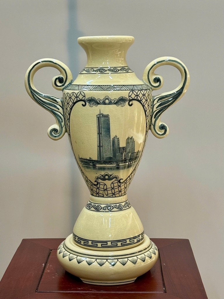 Cúp Cao 30cm Quà Tặng Sự Kiện Cho Doanh Nghiệp