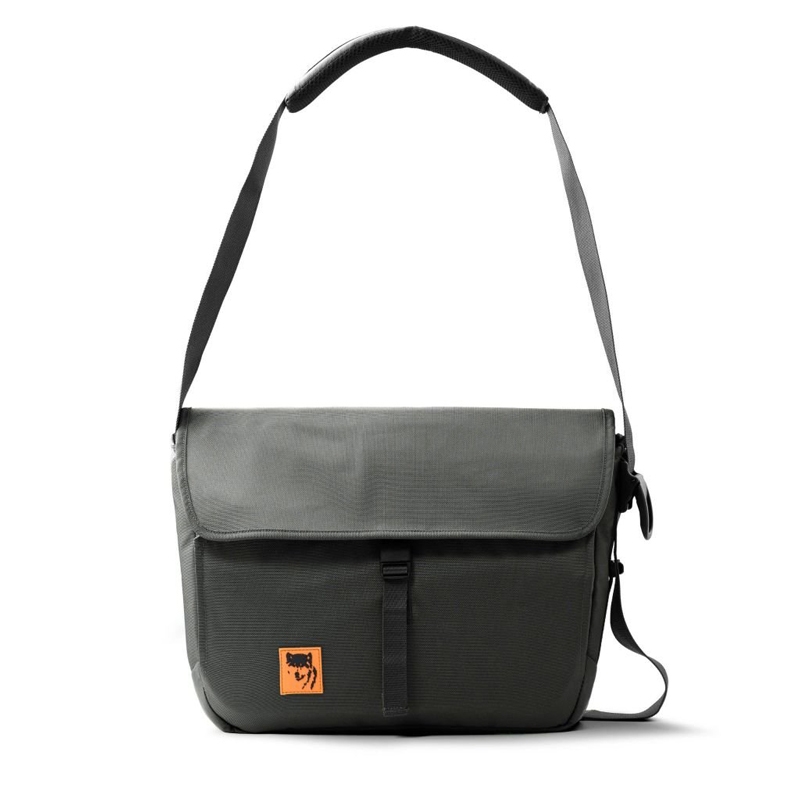 Cặp xách đựng Laptop 14 inch chính hãng Mikkor dòng The Mina Messenger
