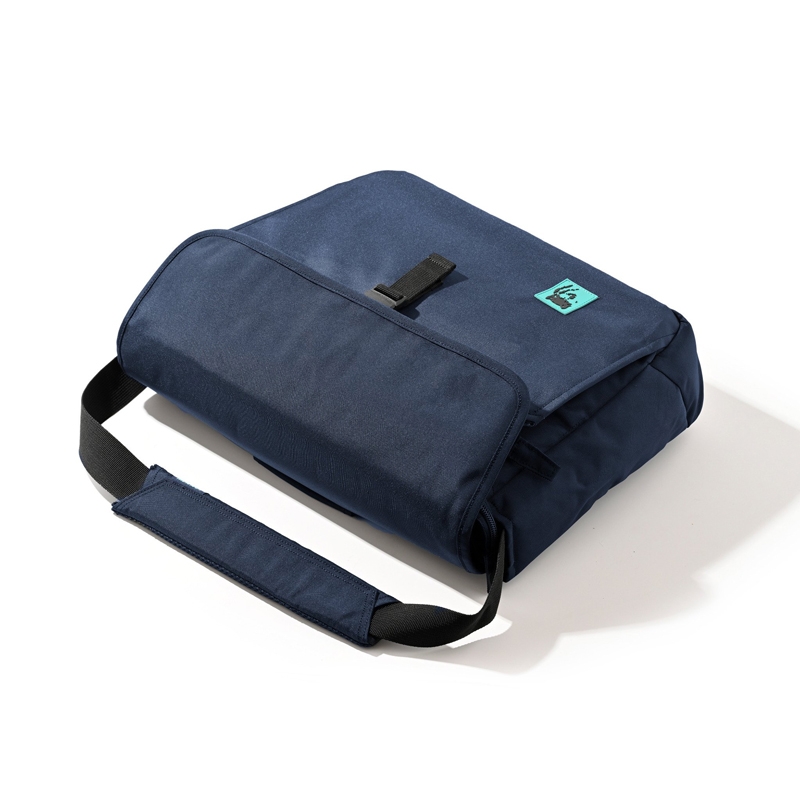 Cặp xách đựng Laptop 14 inch chính hãng Mikkor dòng The Mina Messenger