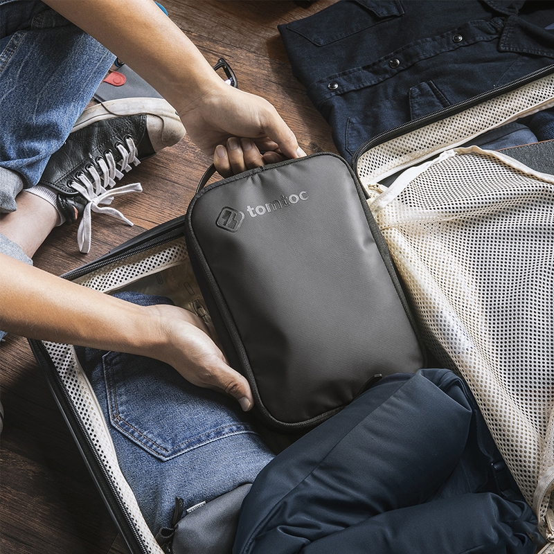 Túi phụ kiện chính hãng TOMTOC (USA) Electronic Organizer - H01-011 cho iPad Mini/Tablet 7.9 inch