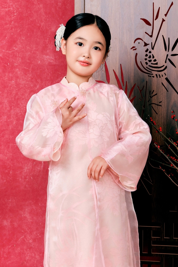 Áo dài Vũ Hoa Nhi