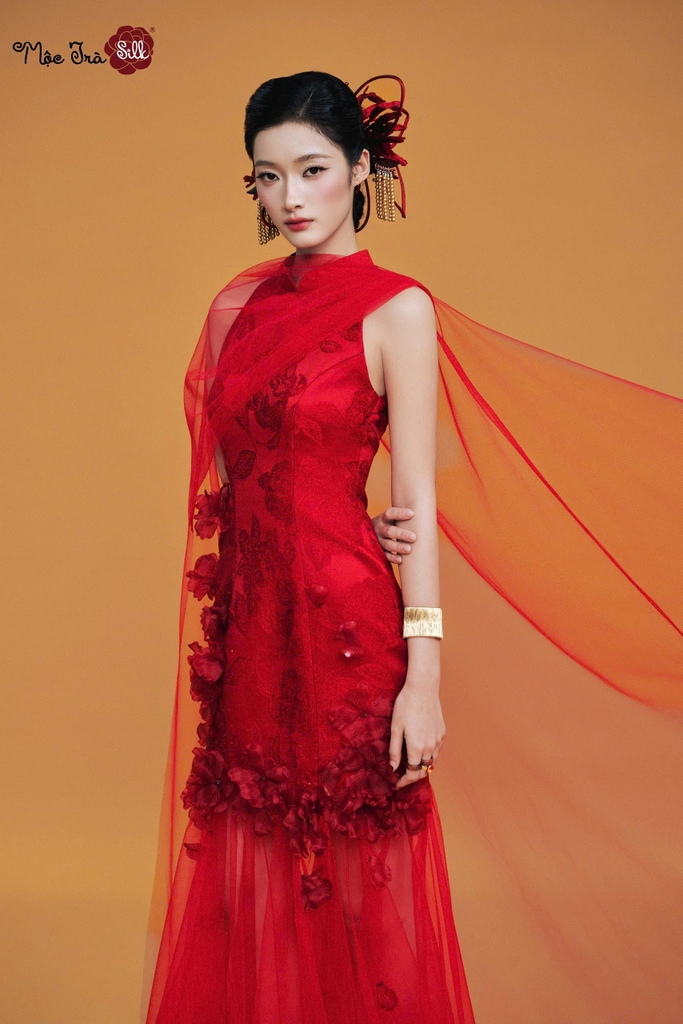 Đầm Quỳnh Giáng