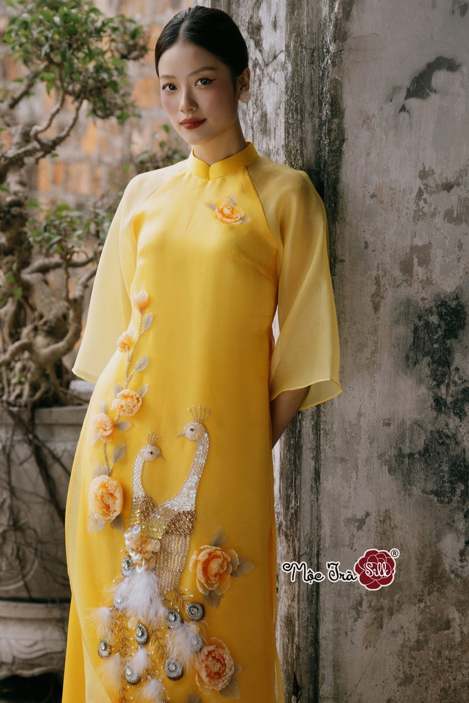 Uyển Tước Vàng