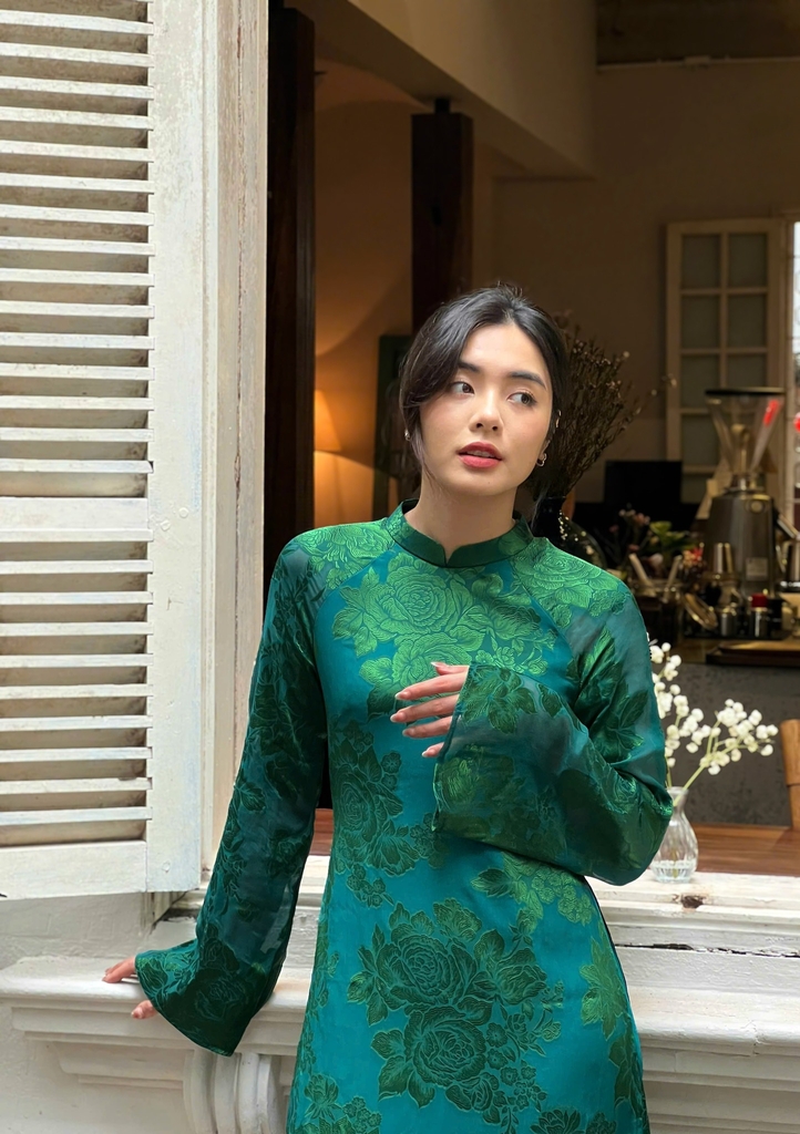 Áo dài Nhã Chi Xanh