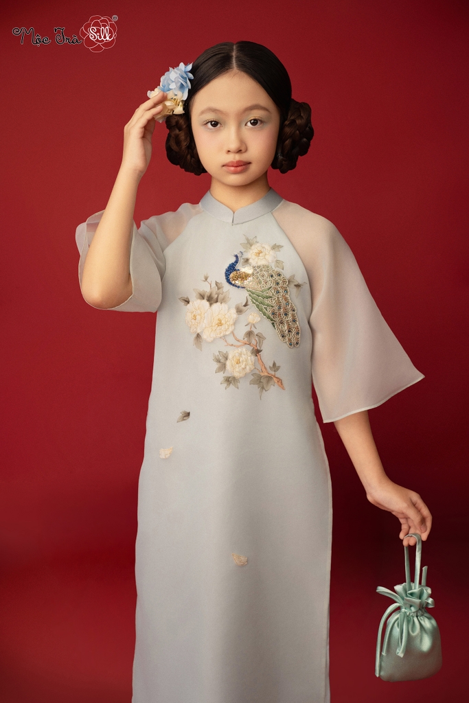 Áo dài Tiểu Thiên Tước