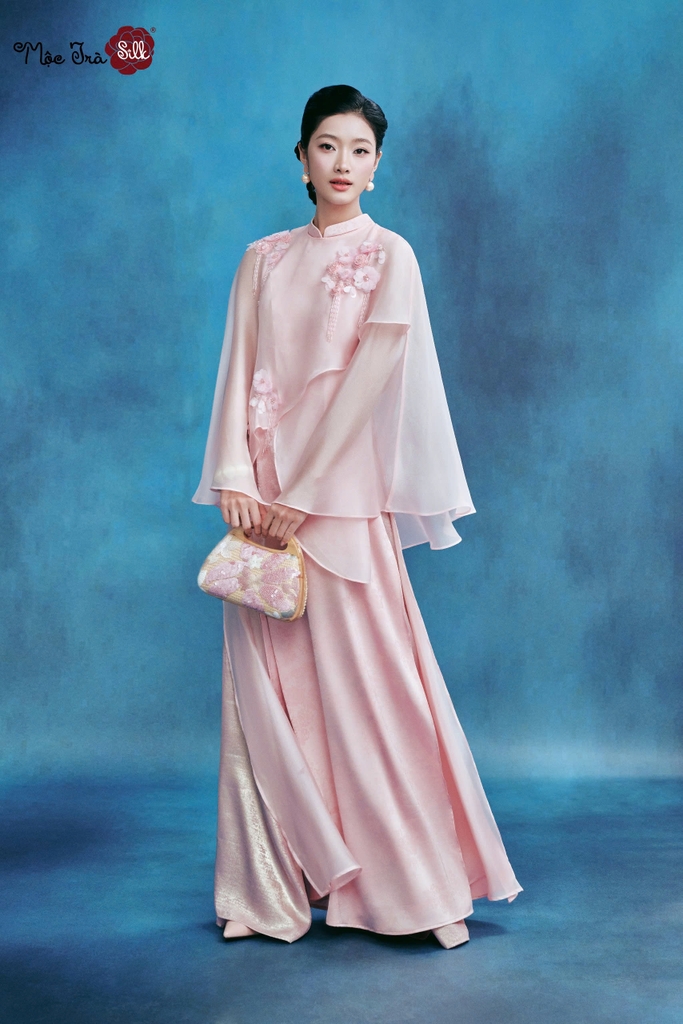 Áo dài Nguyệt Hoa Ngân