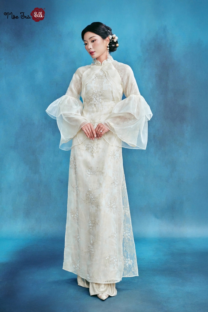 Áo dài Ngọc Hàm Sương