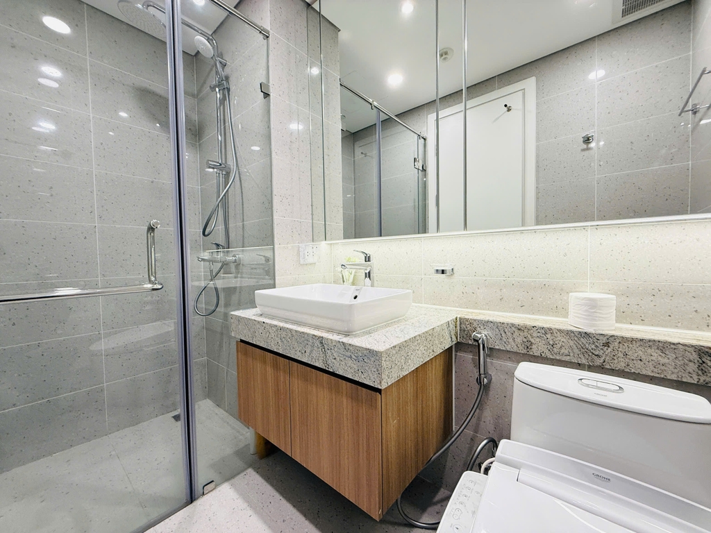 Căn hộ 2 phòng ngủ 0817