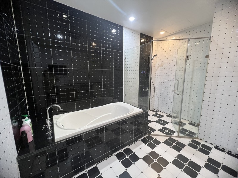 Căn hộ 3 phòng ngủ RC5-1718