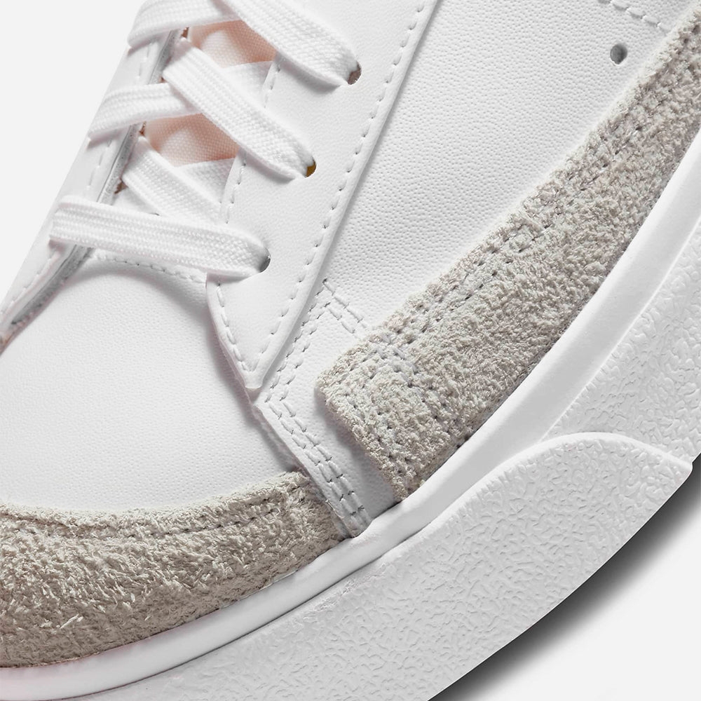 Giày Sneaker Nữ Nike Blazer Low Platform - Trắng