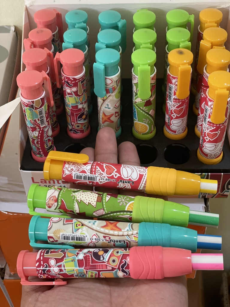 Gôm Bút Bấm LANTU LT309 (24 Cây/Hộp; 24 Hộp/Thùng)
